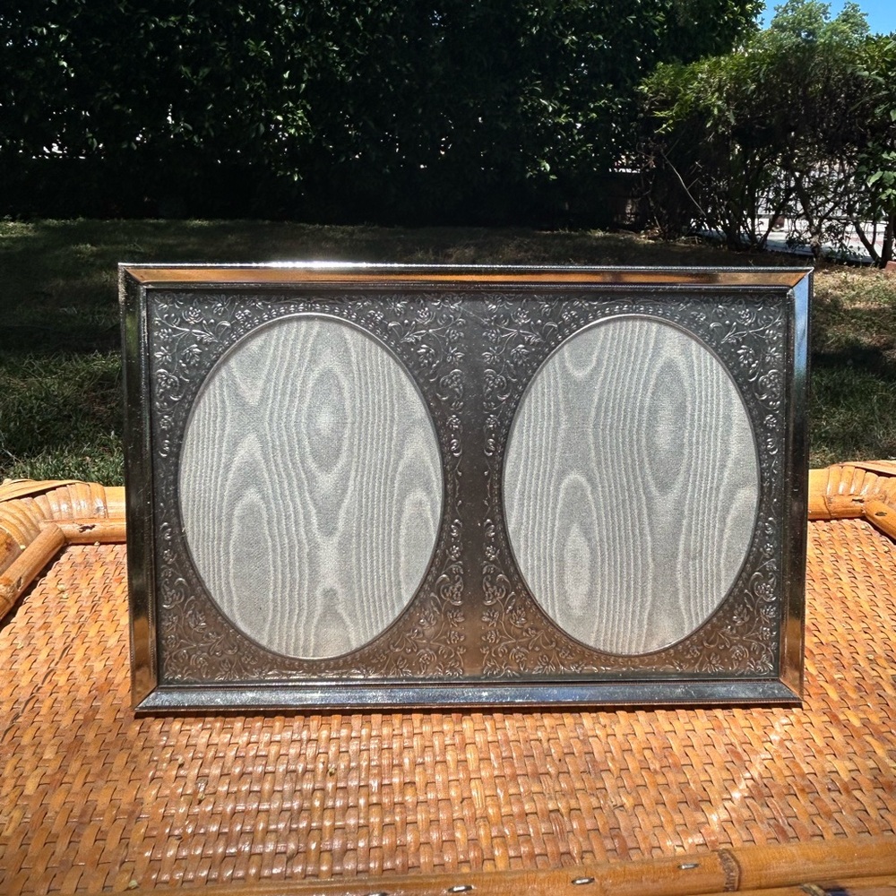 Silver Double Oval Picture Frame